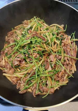 豚こまで豆苗肉絲-レシピのメイン写真
