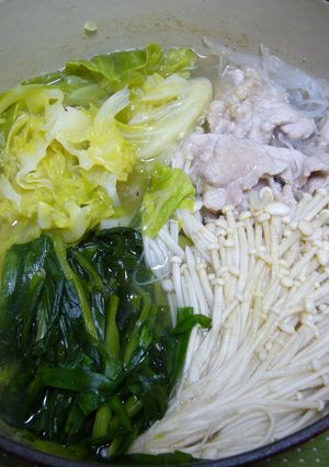 簡単うまっ☆　昆布茶で豚肉ニラキャベ鍋-レシピのメイン写真