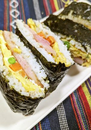 カラフル卵が可愛い！ポーたま風韓国にぎり-レシピのメイン写真