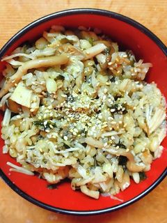 簡単!ワカメと きのこの 炊き込みご飯❁-レシピのメイン写真