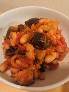 白いんげん豆とナスのトマト煮込み-レシピのメイン写真