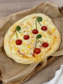 かわいい デコ ピザ 【さくらんぼ】-レシピのメイン写真
