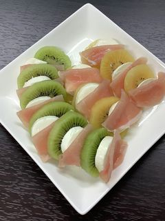 キウイのカプレーゼ風-レシピのメイン写真