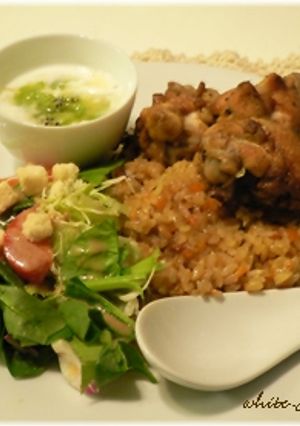 鶏手羽元の炊き込みカレーピラフ♪-レシピのメイン写真