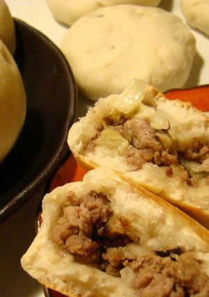 自発粉で焼き包子【餡餅xianbing】-レシピのメイン写真