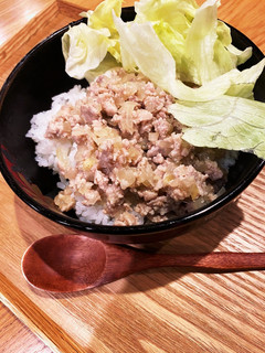 一人暮らし応援♡豚挽肉味噌そぼろ丼-レシピのメイン写真