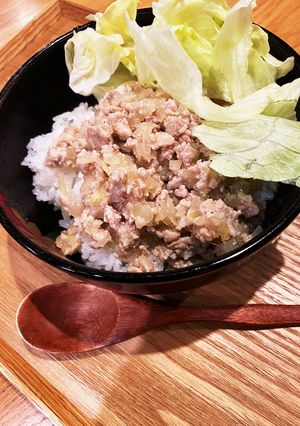 一人暮らし応援♡豚挽肉味噌そぼろ丼-レシピのメイン写真