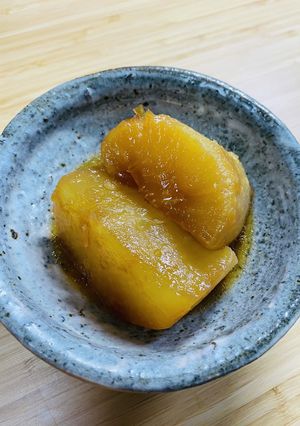 ごま油のコク♪大根のほっこり煮物-レシピのメイン写真