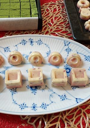 簡単♡お店レベルのベリーボンボンショコラ-レシピのメイン写真
