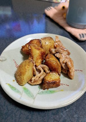 豚肉とじゃがいもの麺つゆバター-レシピのメイン写真