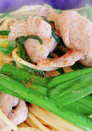 鶏もも肉とニラのスタミナパスタ-レシピのメイン写真