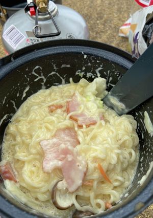 簡単・塩ラーメンカルボナーラ風（山ご飯)-レシピのメイン写真
