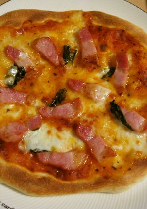 HBで～石窯風ミミまでおいしいピザ生地★-レシピのメイン写真
