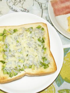 アボカドトースト-レシピのメイン写真