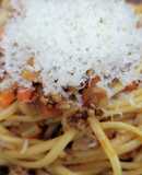 スパイス香るミートソースのリングイネ