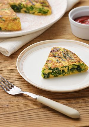 たっぷりほうれん草のチーズオムレツ-レシピのメイン写真