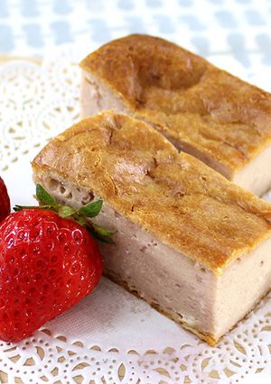 混ぜて焼くだけ♡いちごのチーズケーキ-レシピのメイン写真