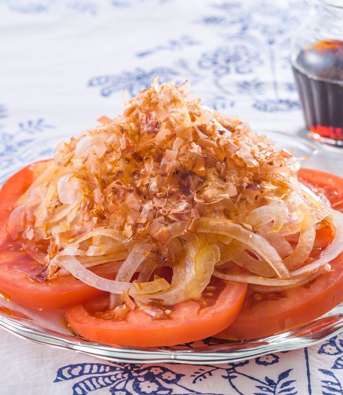 新玉ねぎとトマトのだしうまサラダ by ミツカン味ぽん 【クックパッド