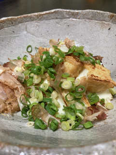 厚揚げはちぎって焼きます-レシピのメイン写真