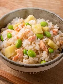 鮭と枝豆の彩りみそ混ぜご飯-レシピのメイン写真