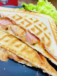 ピザトースト風ホットサンド-レシピのメイン写真