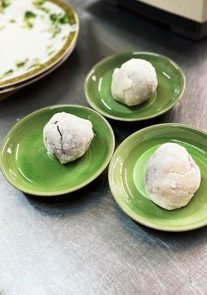 切り餅で簡単。苺大福　12個分。　-レシピのメイン写真