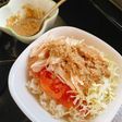 激旨!特製ゴマソースの棒棒鶏風サラダ丼。