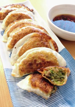 ブロッコリー餃子♪チャプチェマンドゥ風-レシピのメイン写真