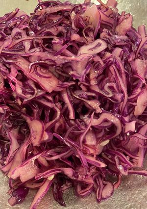 玉ねぎ麹でつくる紫キャベツラペ☆弁当にも-レシピのメイン写真