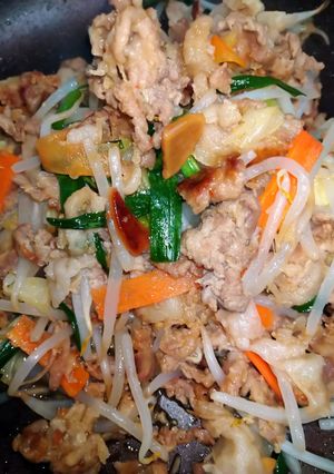 簡単!にんにく味噌を使った肉もやし炒め-レシピのメイン写真