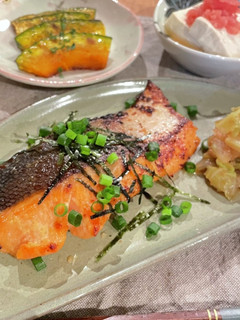 フライパン1つで♪鮭の味噌マヨ漬け焼き♡-レシピのメイン写真