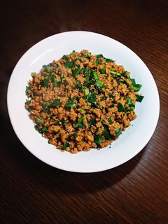 簡単☆挽き肉とニラのカレー風味炒め-レシピのメイン写真