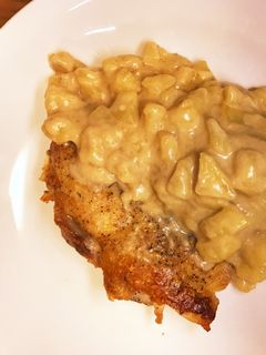 りんごクリームソースのチキンソテー-レシピのメイン写真