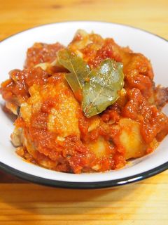 簡単♪手羽元とじゃがいものトマトソース煮-レシピのメイン写真