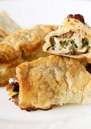 イワシのパイ包み焼き~蜂蜜赤ワインソース-レシピのメイン写真