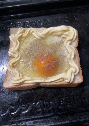 マヨたまトースト-レシピのメイン写真