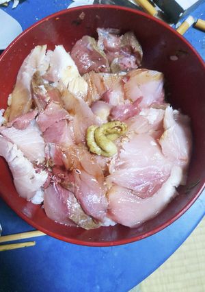 寒ブリの桜丼-レシピのメイン写真