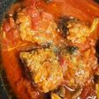 トマト缶で煮込みハンバーグ