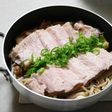 フライパンで塩麹蒸し豚