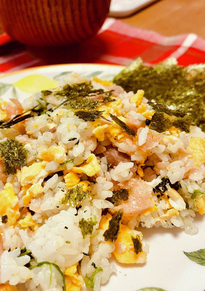 春を感じる！焼き鮭と炒り卵のちらし寿司-レシピのメイン写真