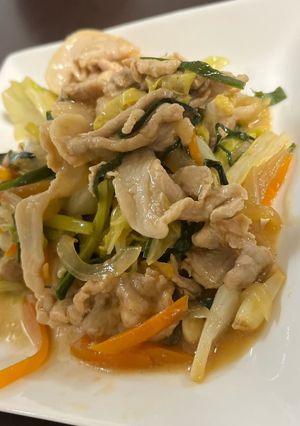豚肉とニンニク葉炒め-レシピのメイン写真