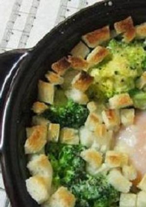 ブロッコリーとパンのマヨ焼き-レシピのメイン写真