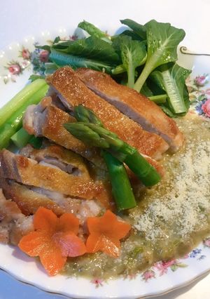 春香るチキンソテー ✽蕗の薹ソース✽-レシピのメイン写真