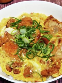 超簡単!唐揚げで作る白だし親子丼!!-レシピのメイン写真
