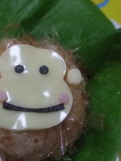 お弁当に☺可愛い❤おさるのおにぎり-レシピのメイン写真