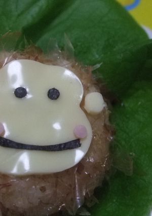 お弁当に☺可愛い❤おさるのおにぎり-レシピのメイン写真