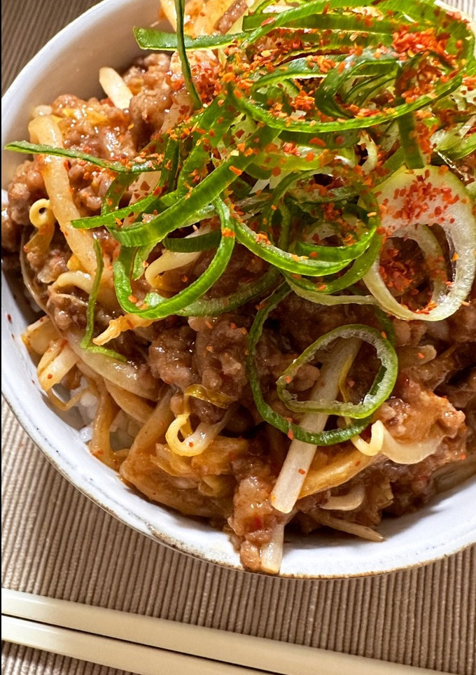 白米泥棒　旨辛挽肉もやし炒め-レシピのメイン写真