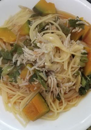 ぷちかぼちゃ煮醤油パスタ-レシピのメイン写真