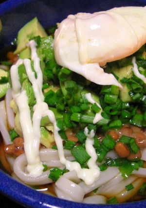 ♡アボガドと納豆のボリュームうどん♡-レシピのメイン写真