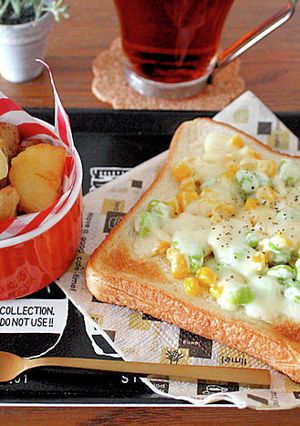 ハッピーなセットみたい枝豆コーントースト-レシピのメイン写真